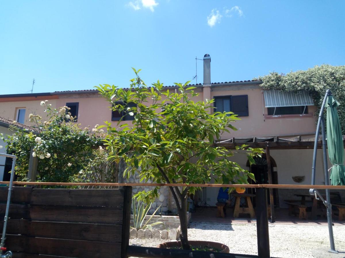 Ca'Silvia Acomodação com café da manhã San Savino  Exterior foto