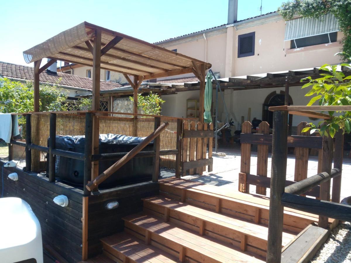 Ca'Silvia Acomodação com café da manhã San Savino  Exterior foto